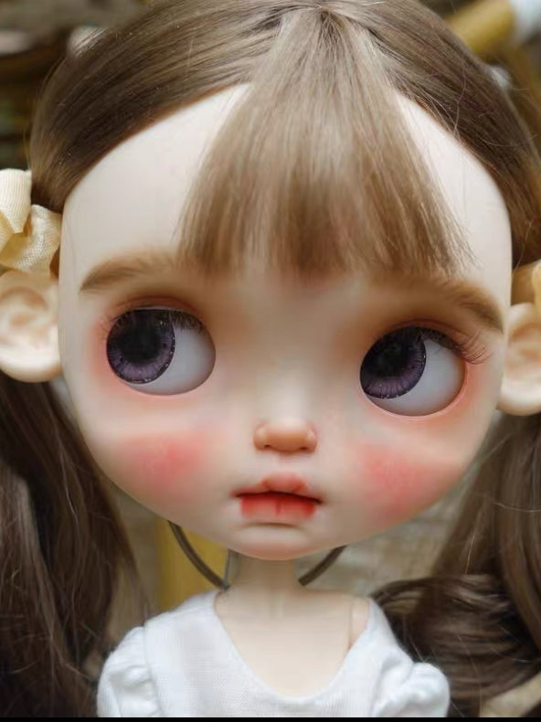 Elara Custom Blythe OOAK Face Up Detail | ToastDoll