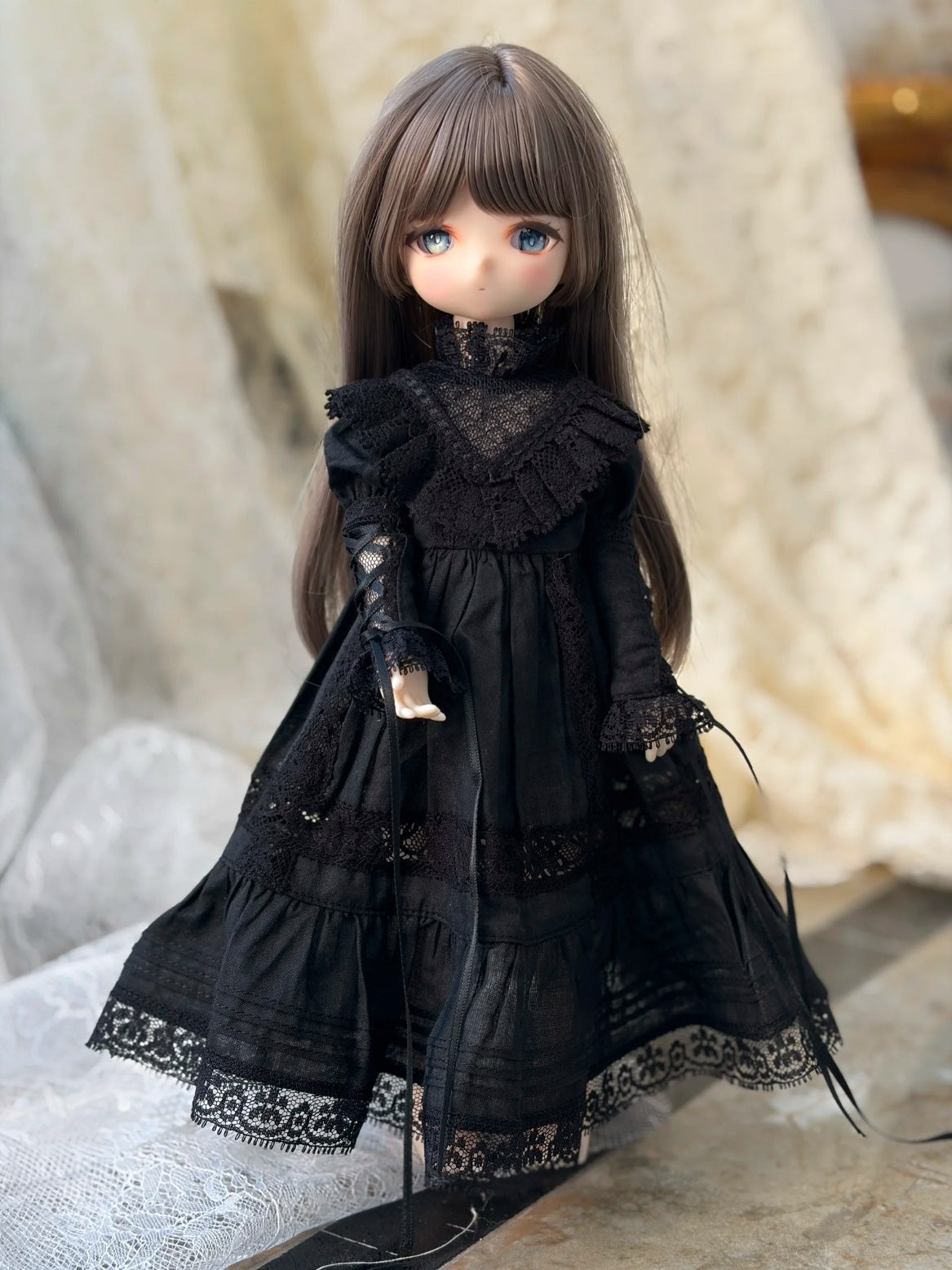 Vintage Lace Blythe Black Dress | ToastDoll
