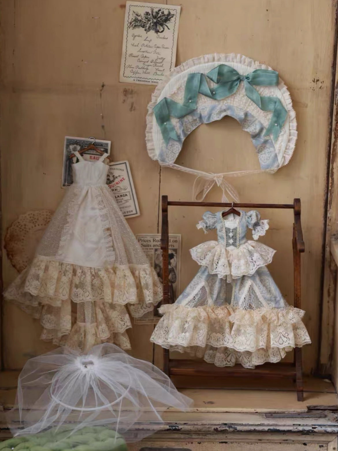 Vintage Lace Layer Blythe Outfit Front View | ToastDoll