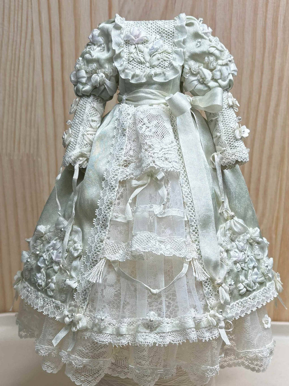 Detailed Rococo Lace Blythe Gown | ToastDoll