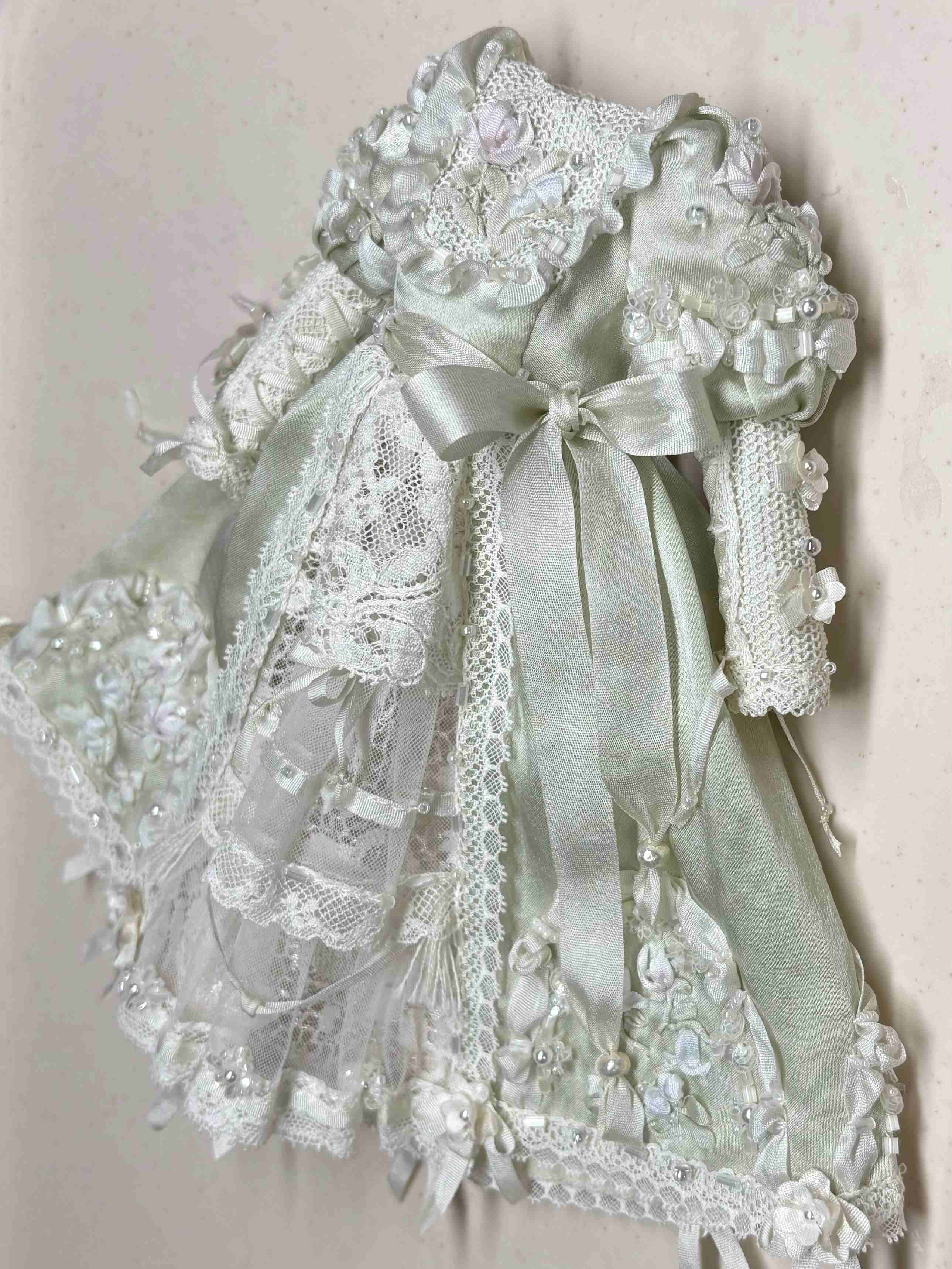 Detailed Rococo Lace Blythe Gown Close-up | ToastDoll