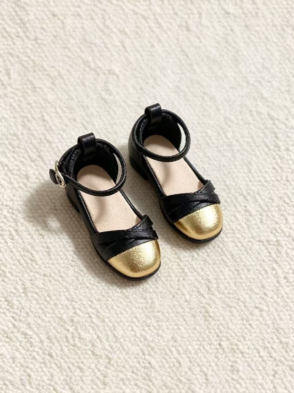 Cross Strap Blythe Flats - Handmade Doll Shoes - ToastDoll