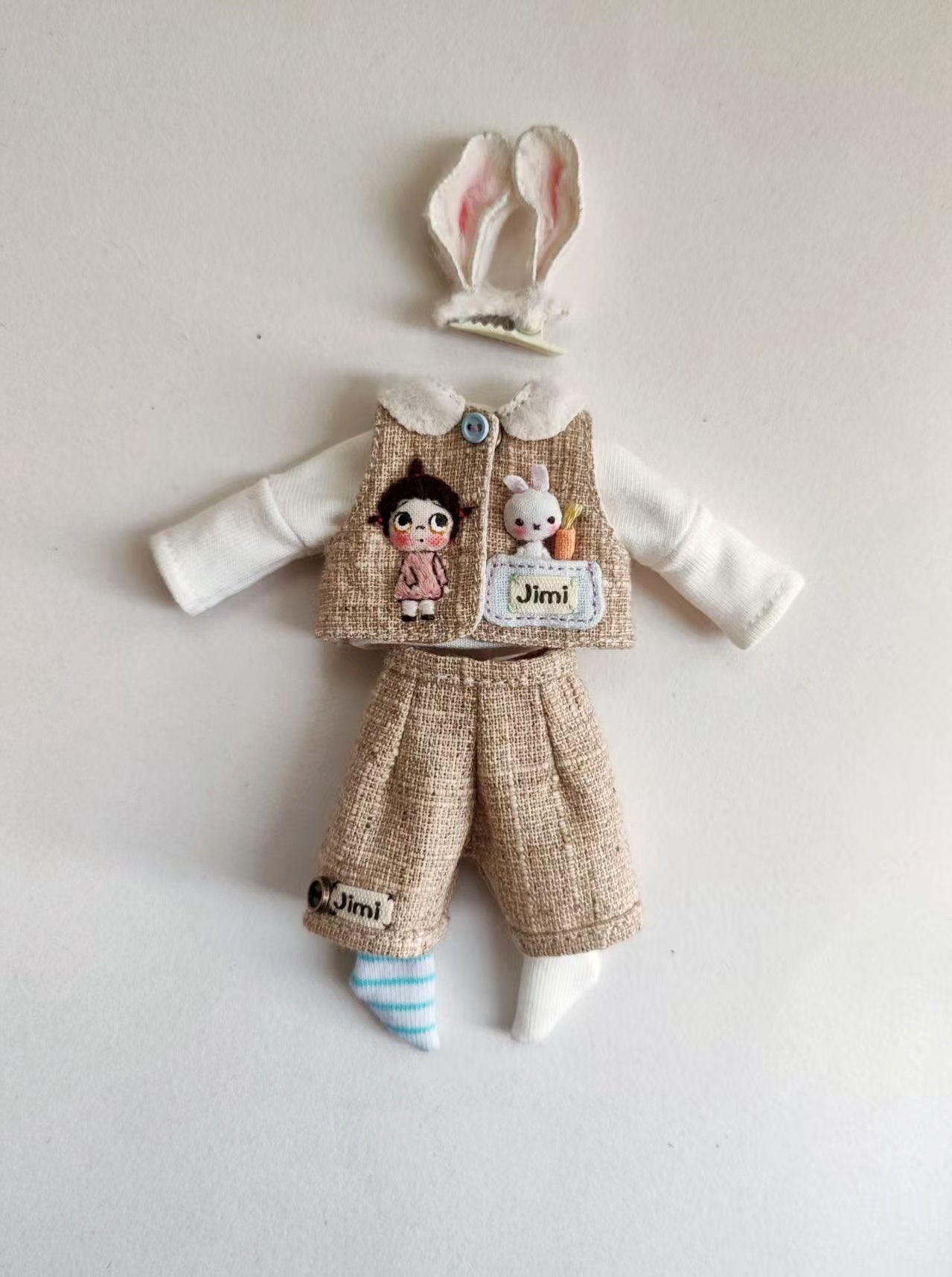 Innocent Vest Pants OB11 Outfit - Handmade Doll Clothes - ToastDoll