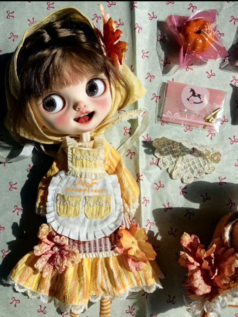 Miss Fox Costume Blythe Outfit Close-up | ToastDoll
