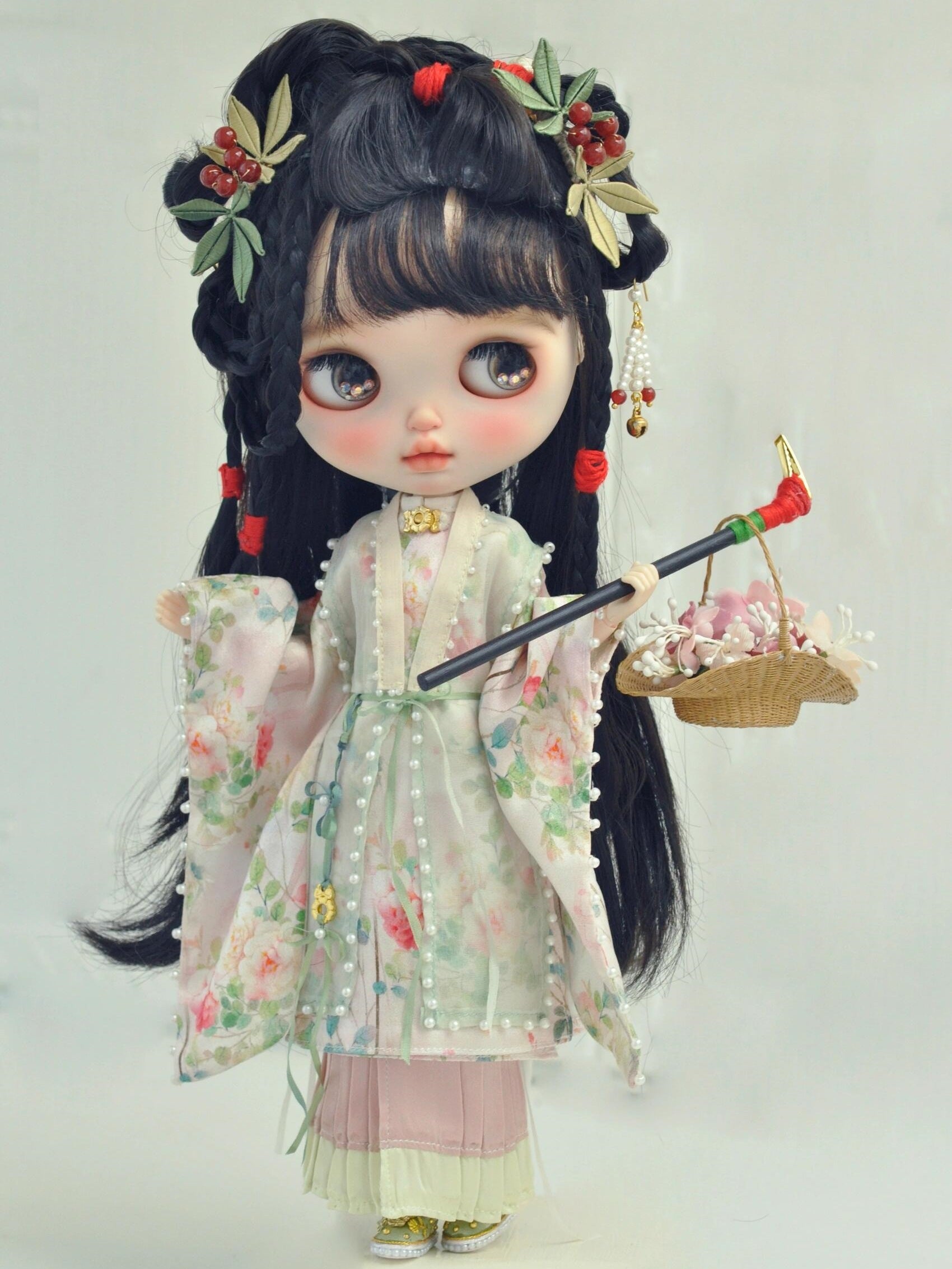 Floral Poet Hanfu Blythe BJD Outfit Standing Pose | ToastDoll