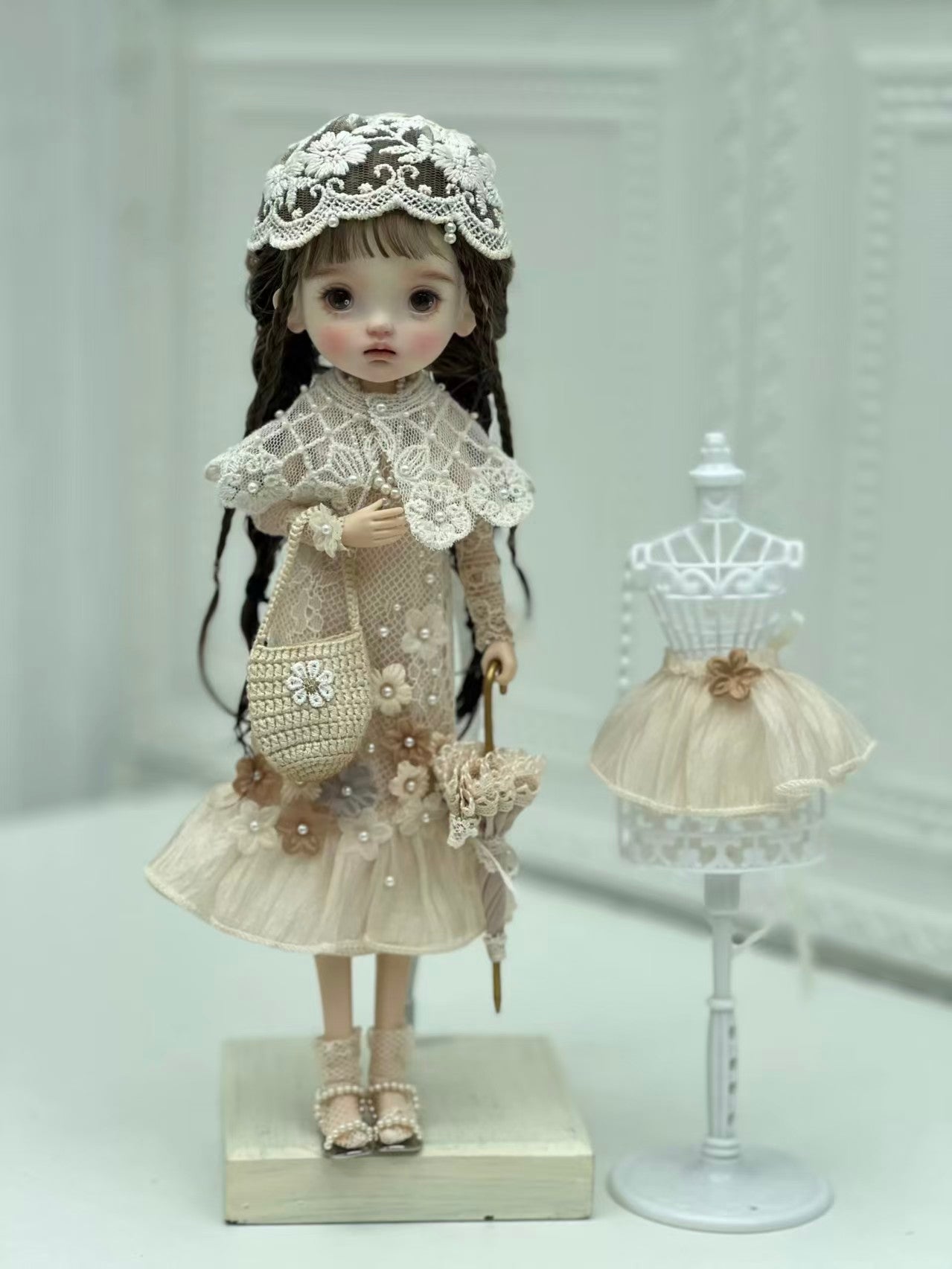 Floral Flapper Blythe 1/6 BJD Dress On Doll Display | ToastDoll