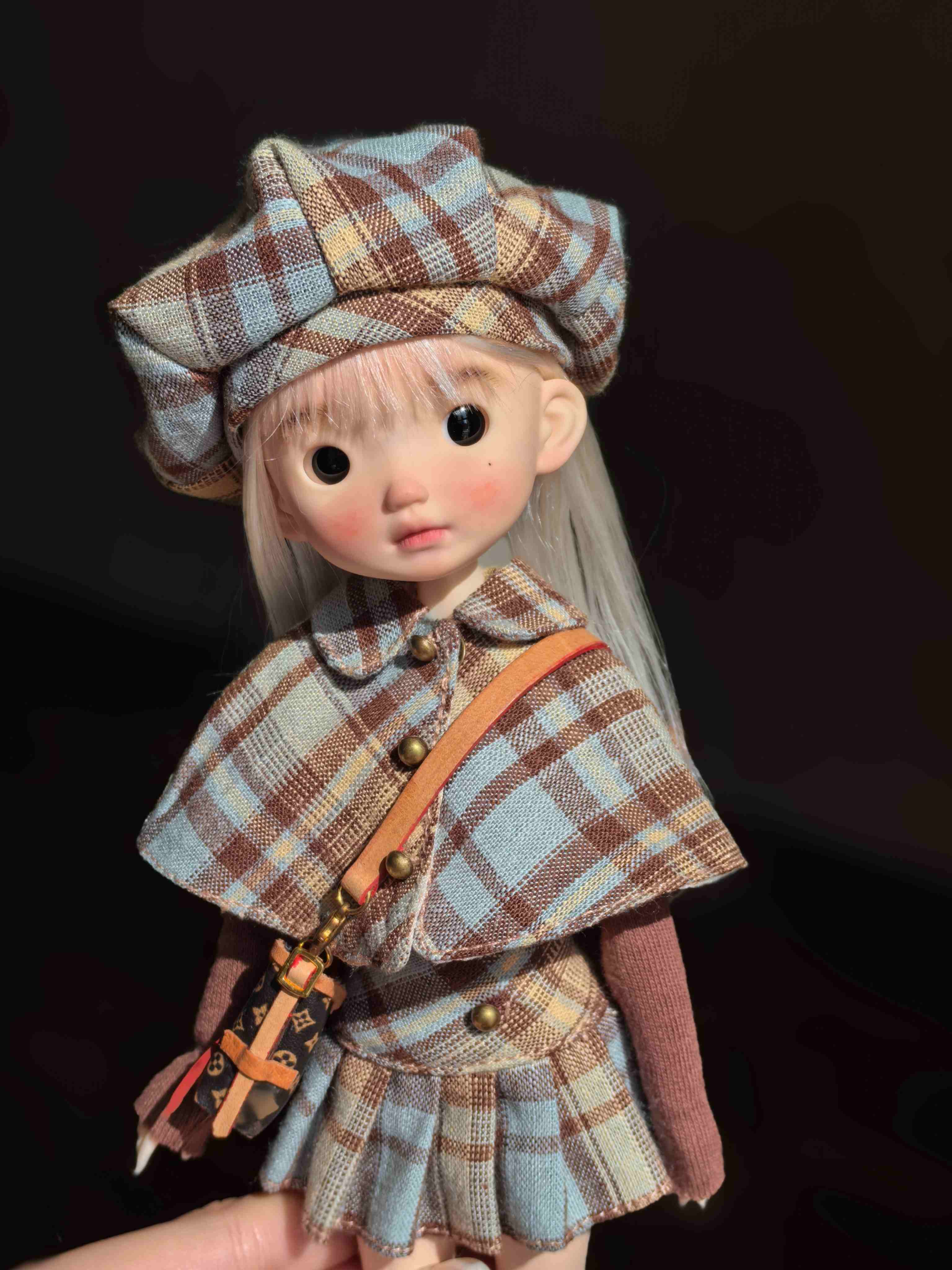 Handmade Outfit for Blythe/Obitsu,Plaid Cape and Pleated Skirt Set