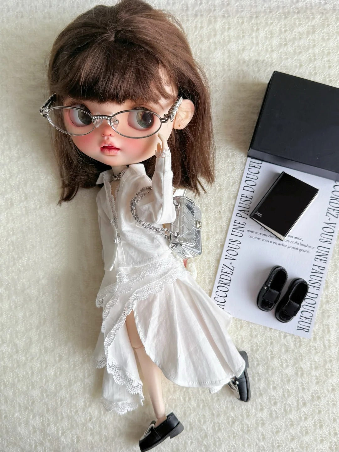 Chic Asymmetric Shirt Blythe BJD Set - Handmade Doll Clothes - ToastDoll