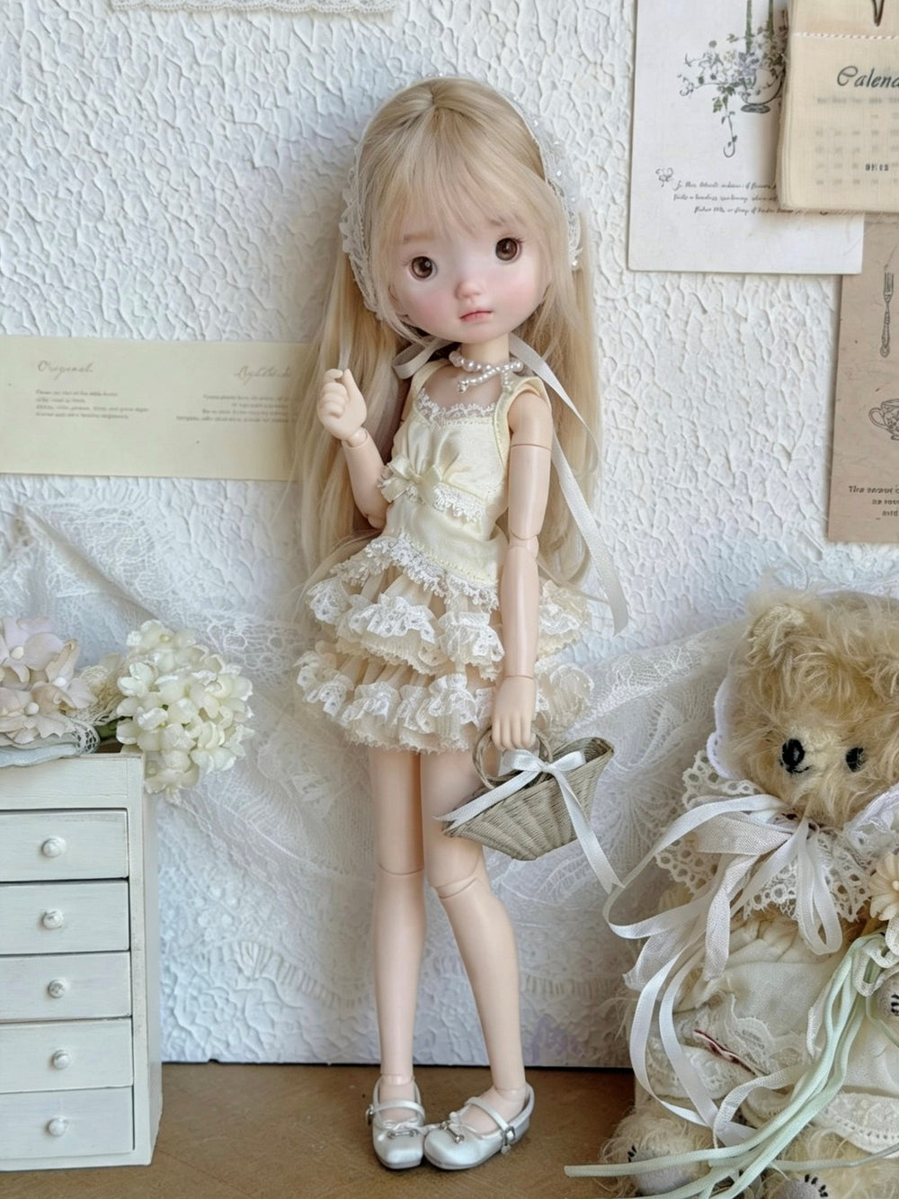 Bow Ballet Mary Jane Blythe Flats On Doll Display | ToastDoll