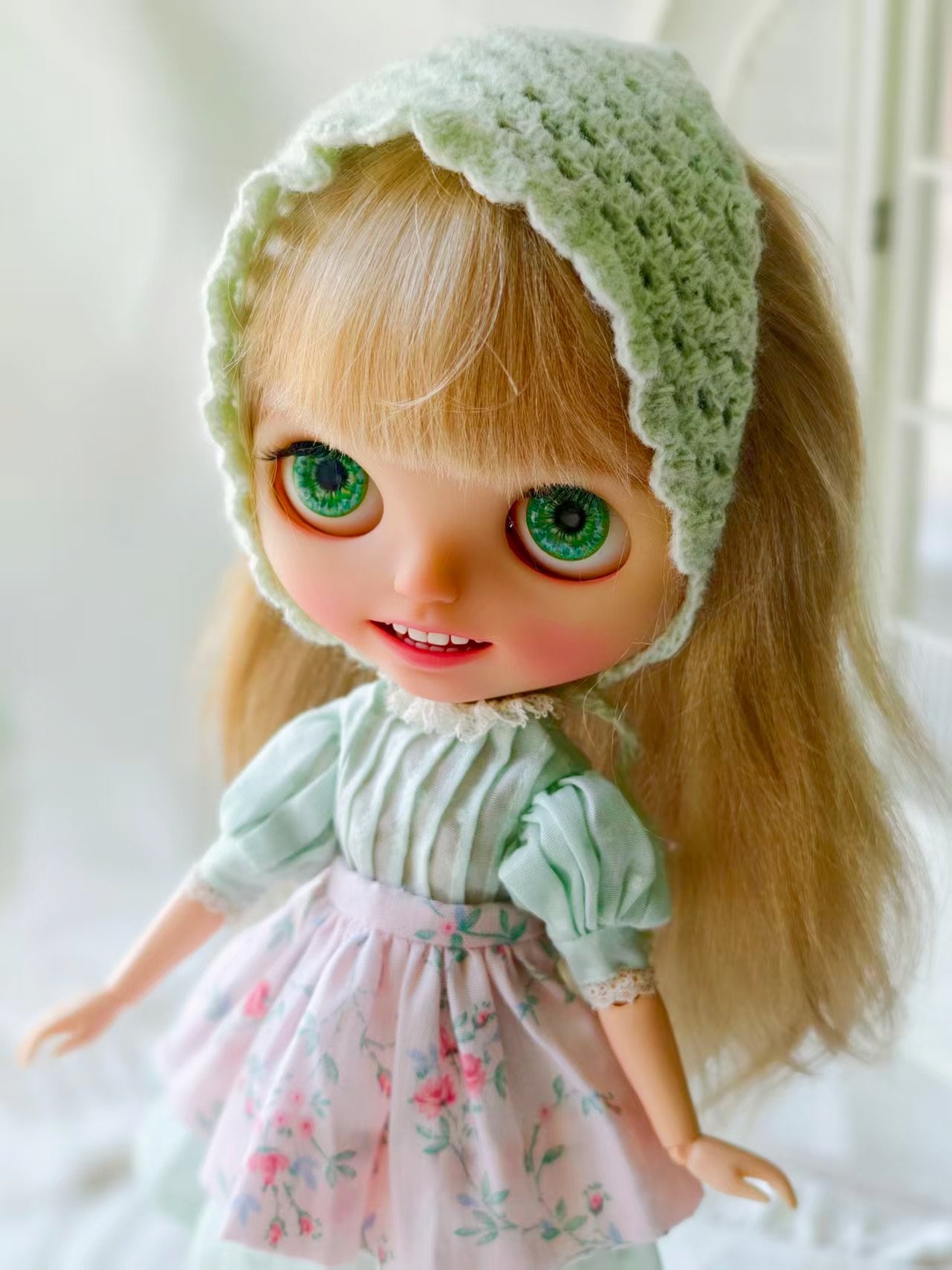 Mint Sheer Layered Blythe Outfit Detail | ToastDoll