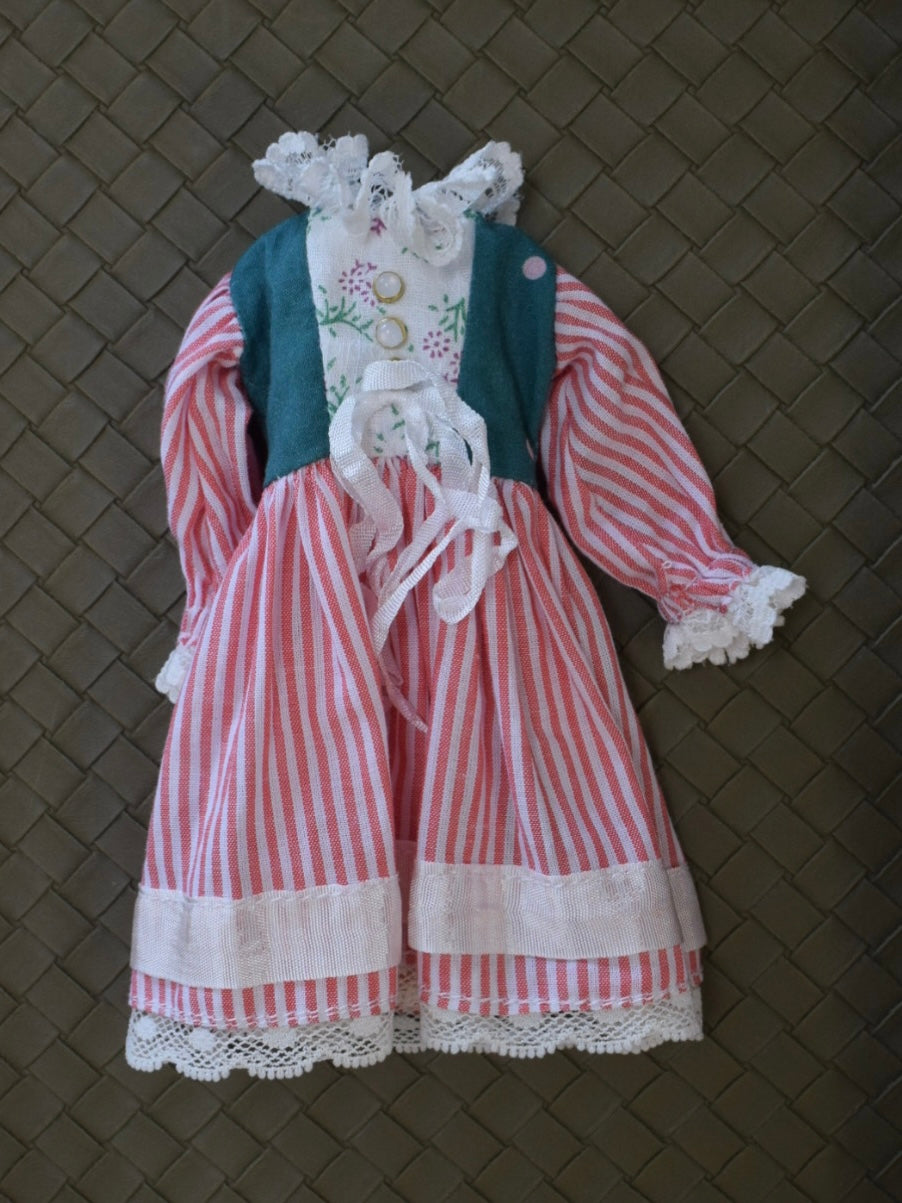 Rustic Cottage Blythe BJD Dress - Handmade Doll Clothes - ToastDoll