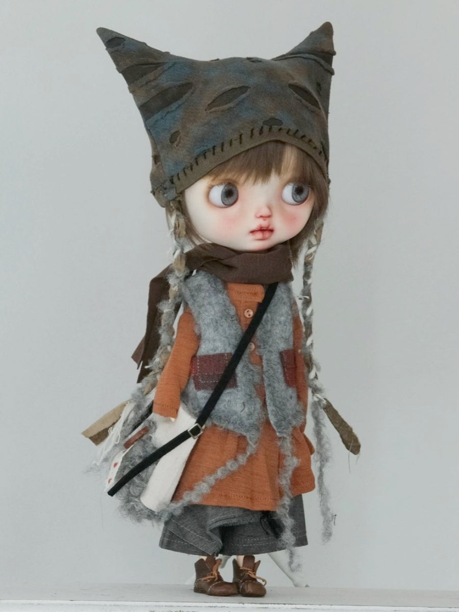 Hobo Layered Blythe 1/6 BJD Outfit On Doll Display | ToastDoll