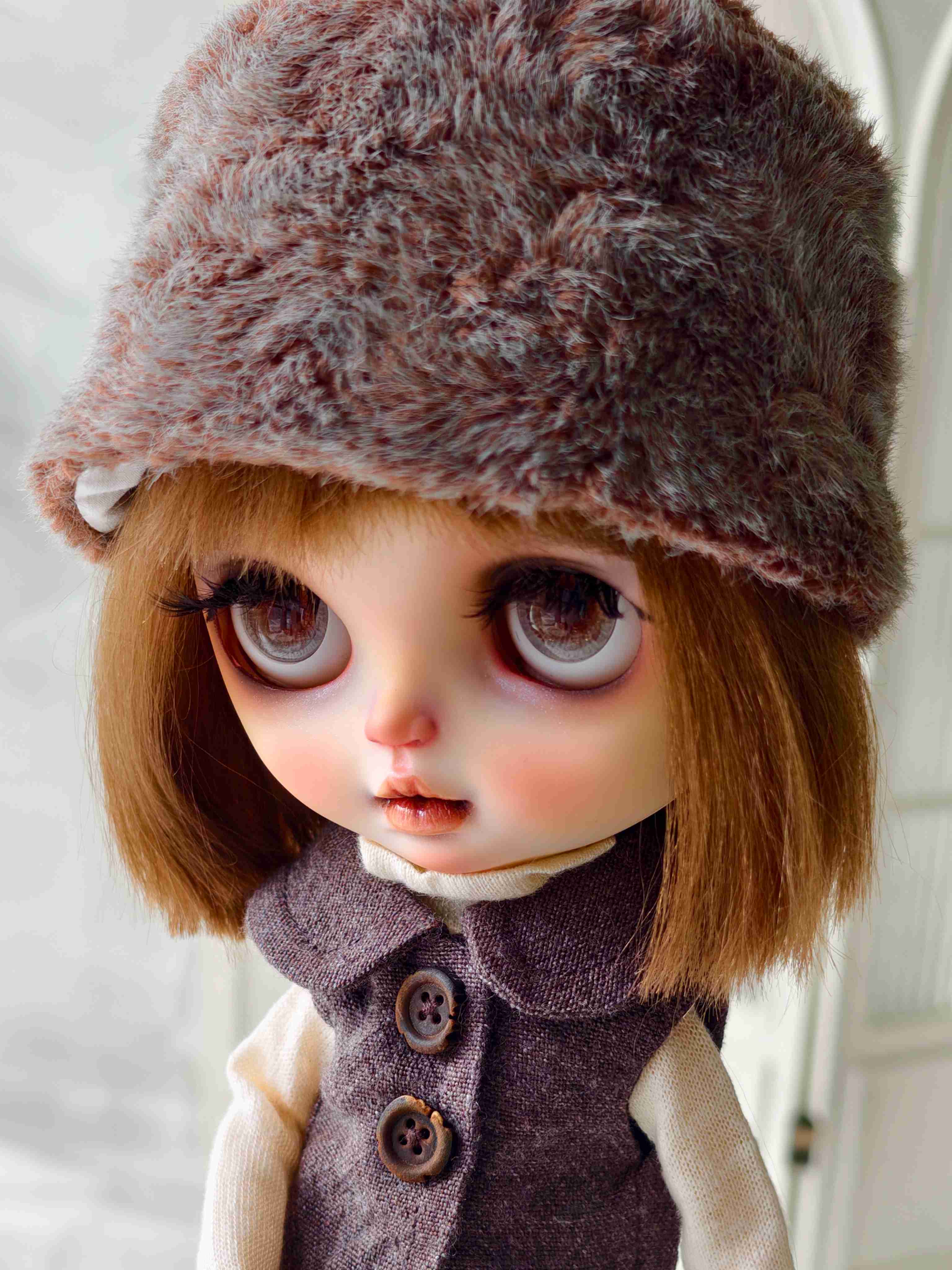 Chic Skirt Pants Layering Blythe Hat Detail | ToastDoll