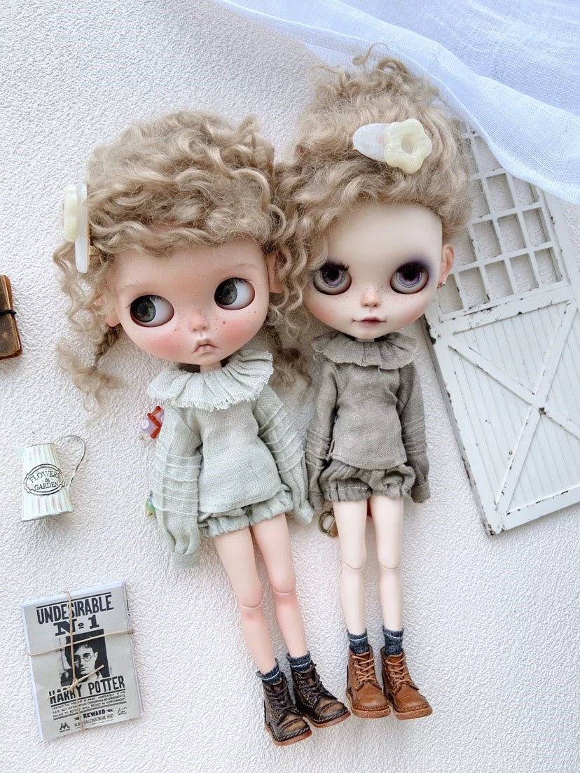 Retro Linen Ruffle Blythe Outfit | ToastDoll