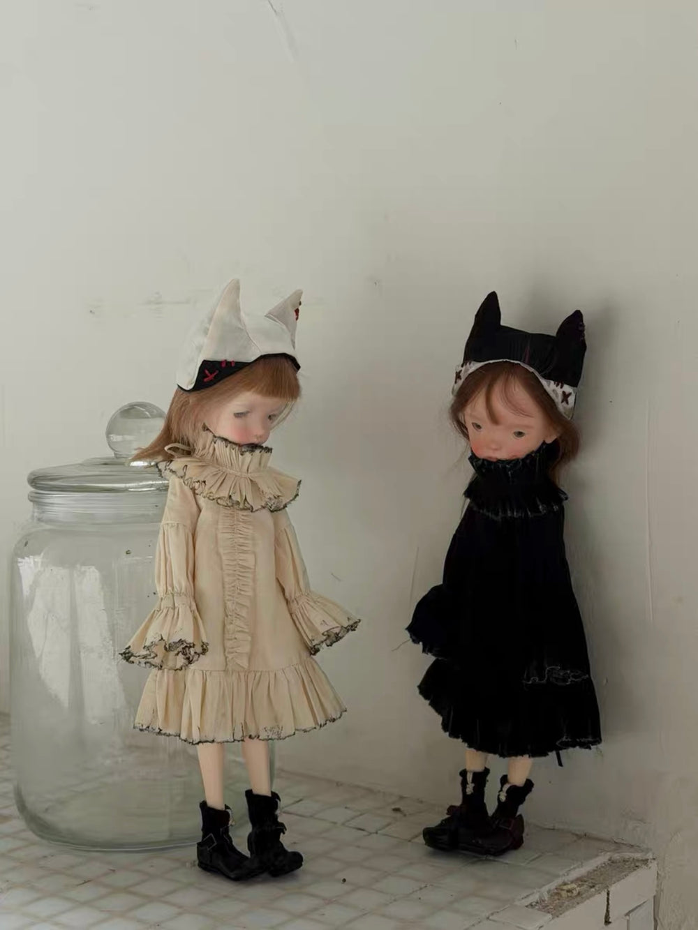 Vintage Ruffle Blythe 1/6 BJD Set On Doll Display | ToastDoll