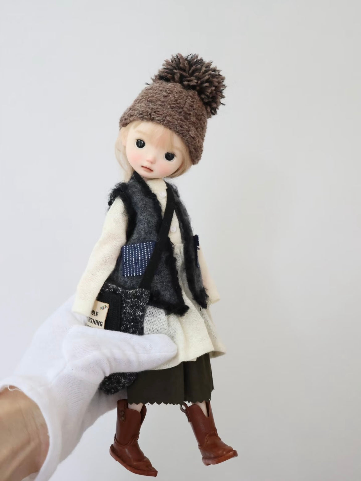 Chic Winter Blythe BJD Outfit - Handmade Doll Clothes - ToastDoll