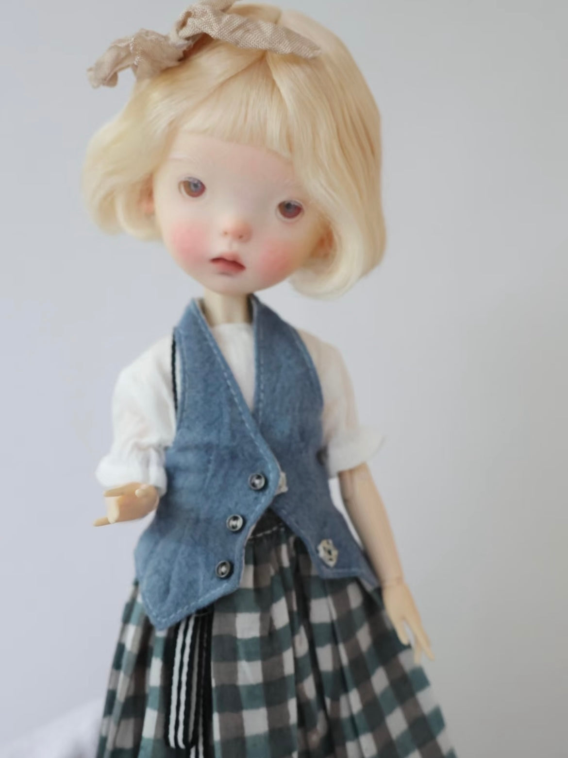 Plaid Denim Blythe BJD Outfit On Doll Display | ToastDoll