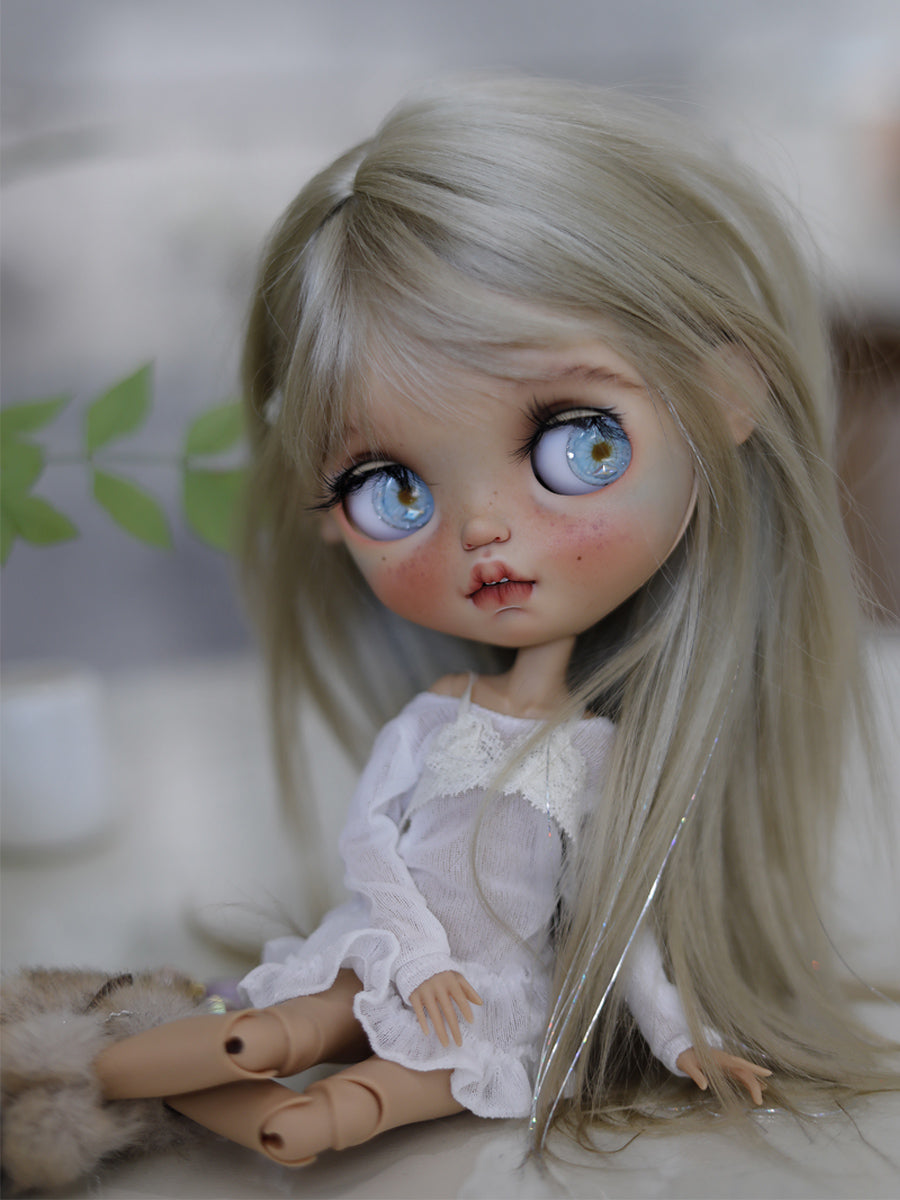 OOAK Custom Blythe Doll For Commission, Tan Girl
