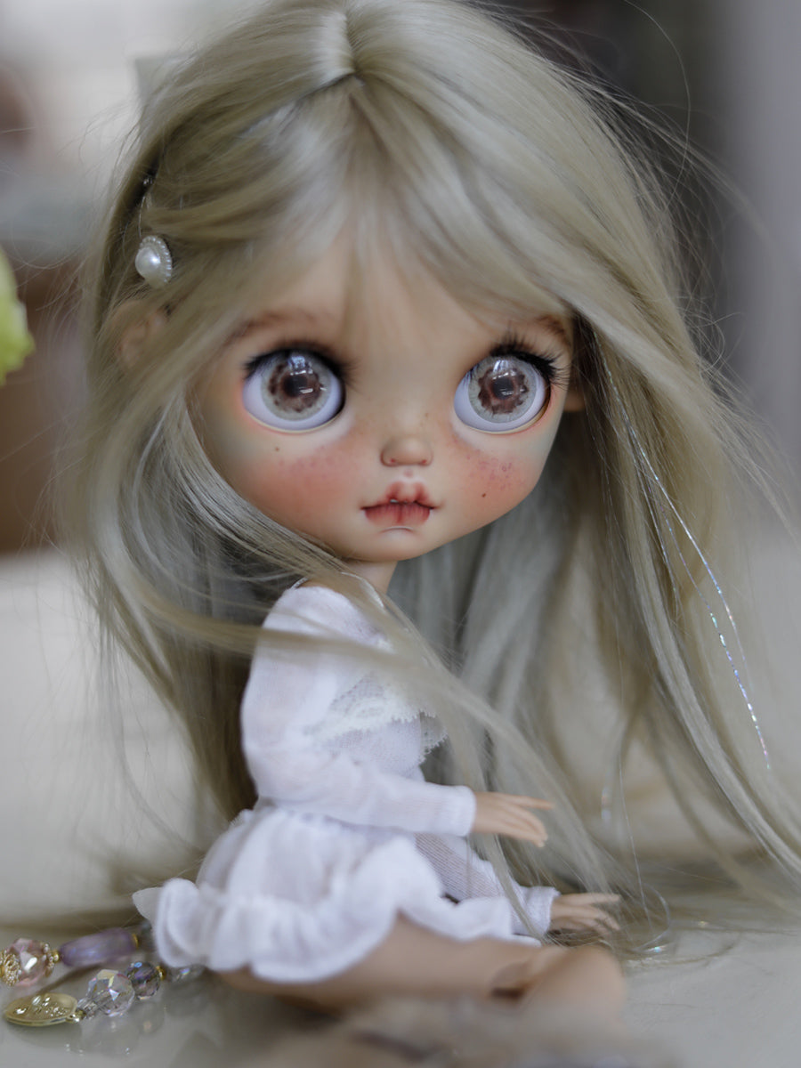 OOAK Custom Blythe Doll For Commission, Tan Girl