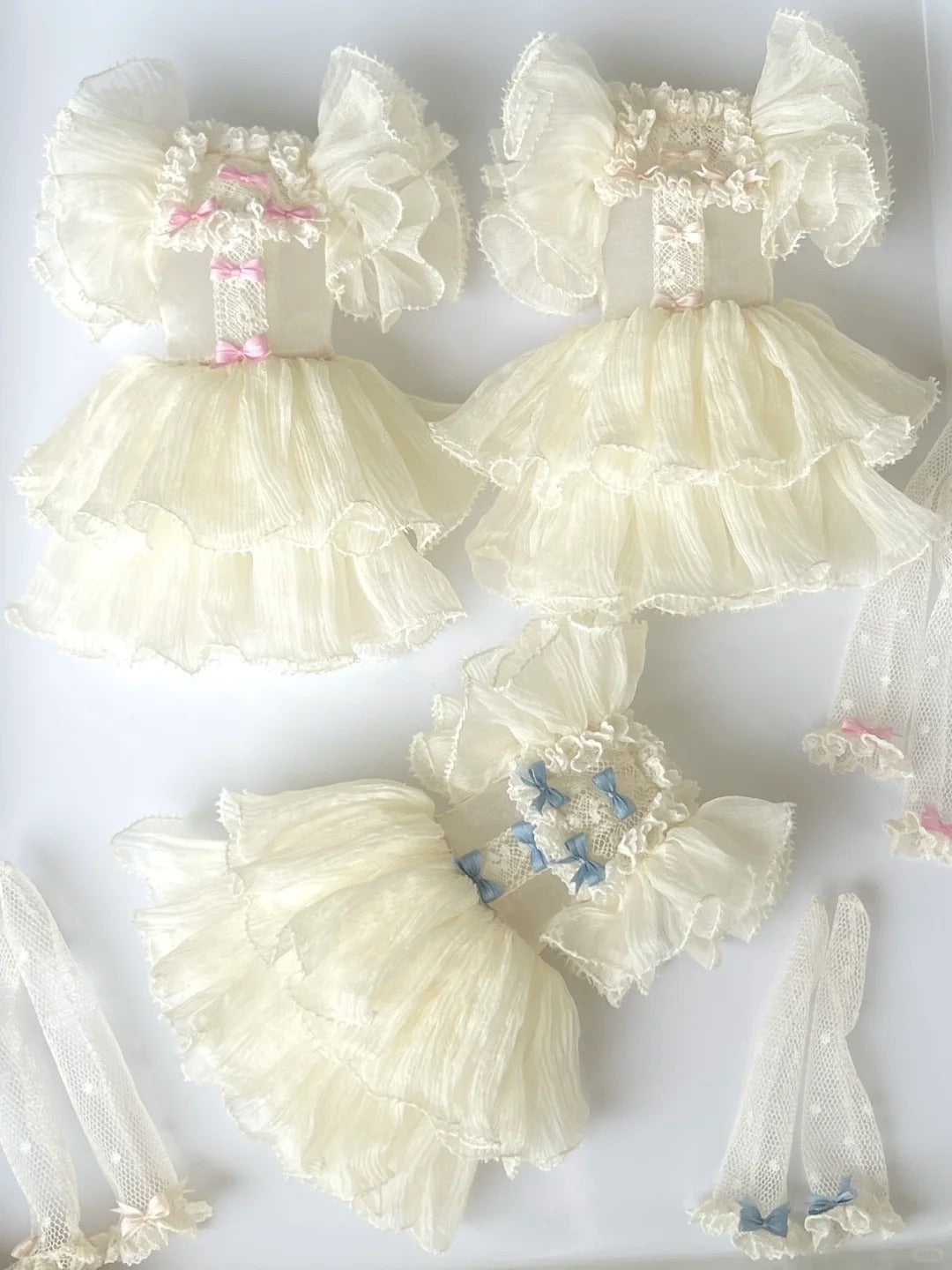 Lace Bow Blythe Dress Set - Handmade Doll Clothes - ToastDoll