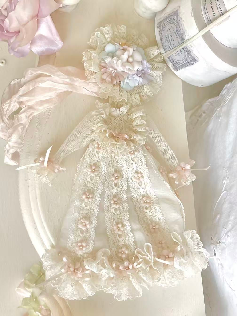 Pink Flower Lace Blythe Outfit Flat Lay | ToastDoll