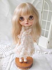 Pink Flower Lace Blythe Outfit On Doll Display | ToastDoll
