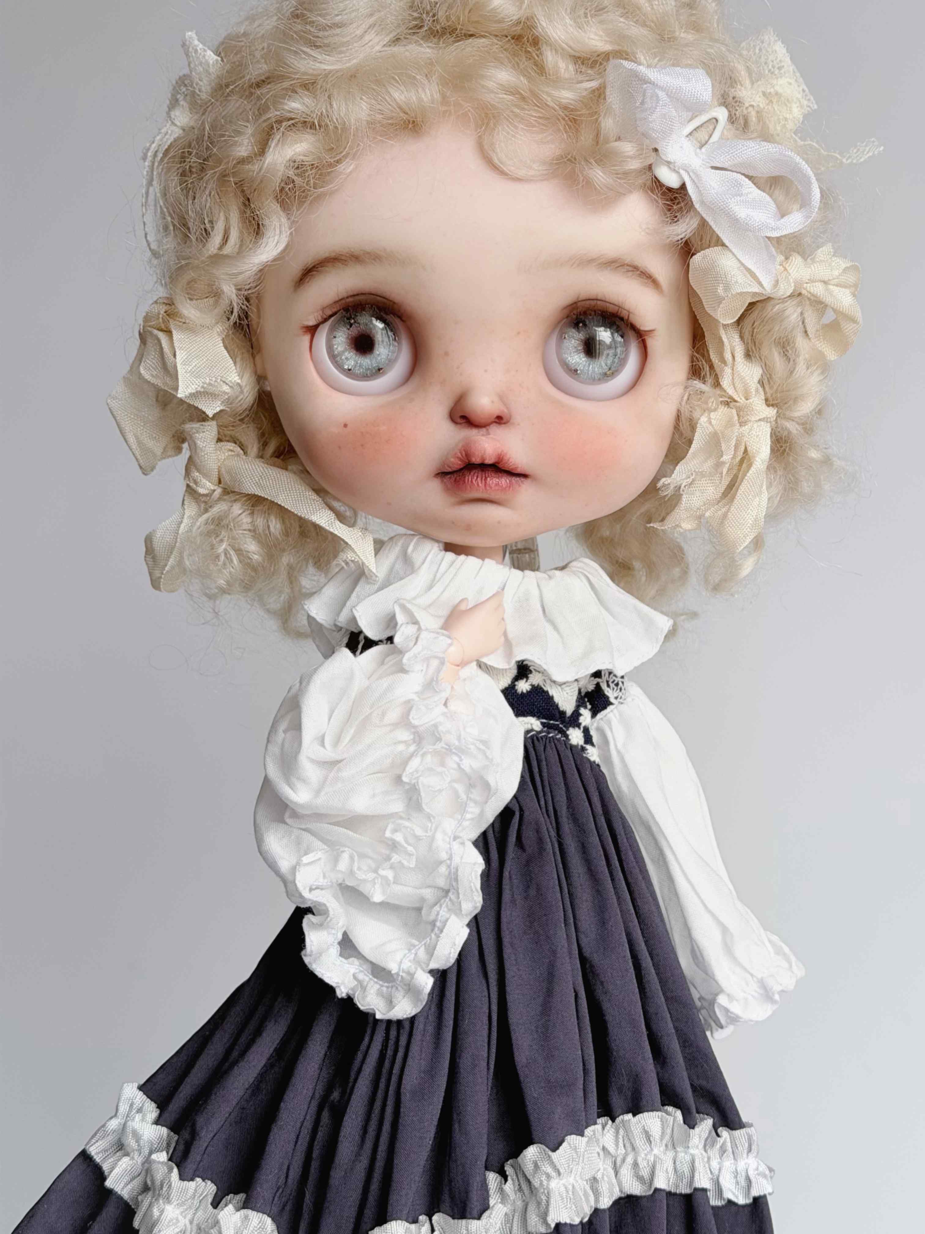 Handmade Outfit for Blythe/Obitsu, Noir Elegance Dress