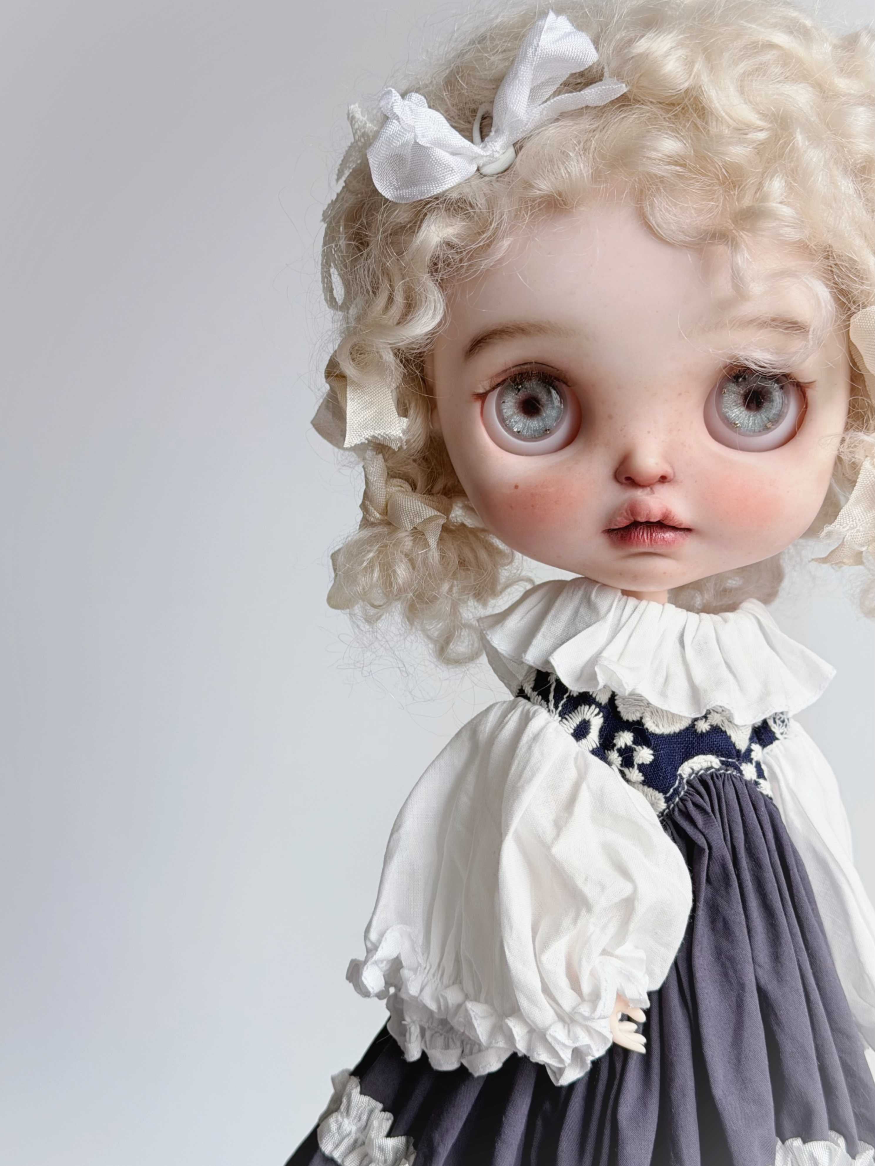 Handmade Outfit for Blythe/Obitsu, Noir Elegance Dress