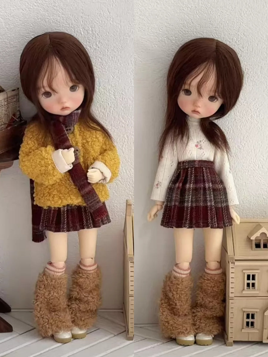 Fuzzy Jacket Blythe 1/6 BJD Mustard Yellow Set On Doll Display | ToastDoll