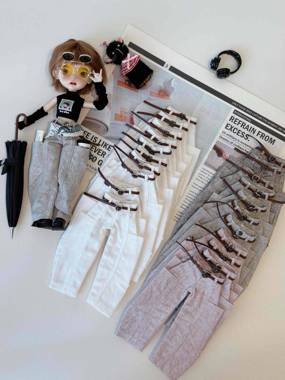 Cool Tank Top Pants Blythe 1/6 Bjd Outfit Pants Front View | ToastDoll