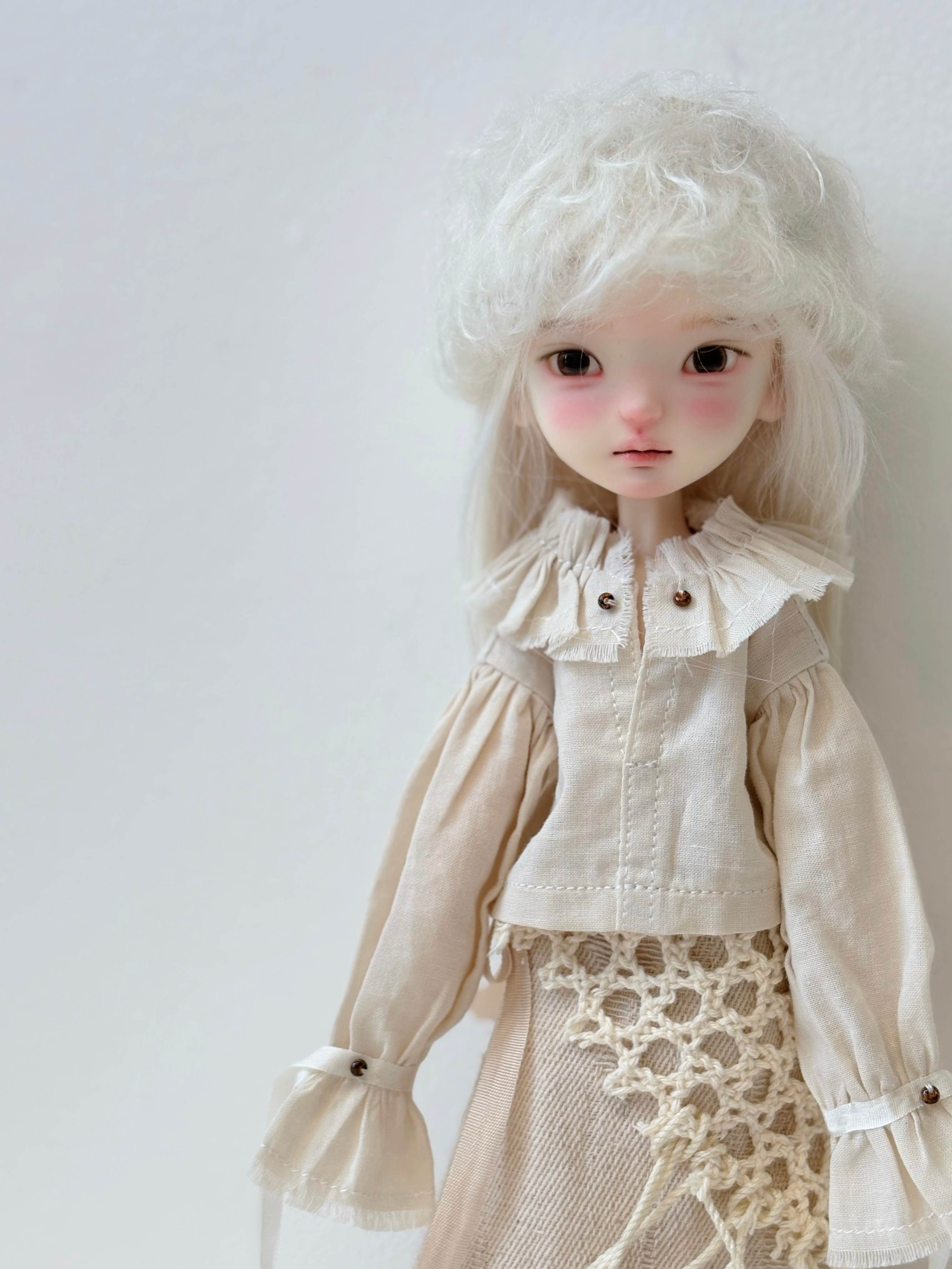 Grunge Kitty Blythe 1/6 BJD Flora-White Outfit Close-up | ToastDoll