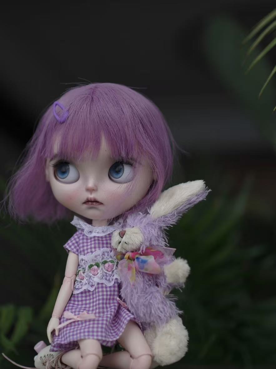 OOAK Custom Blythe Doll For Commission, Violet Bob
