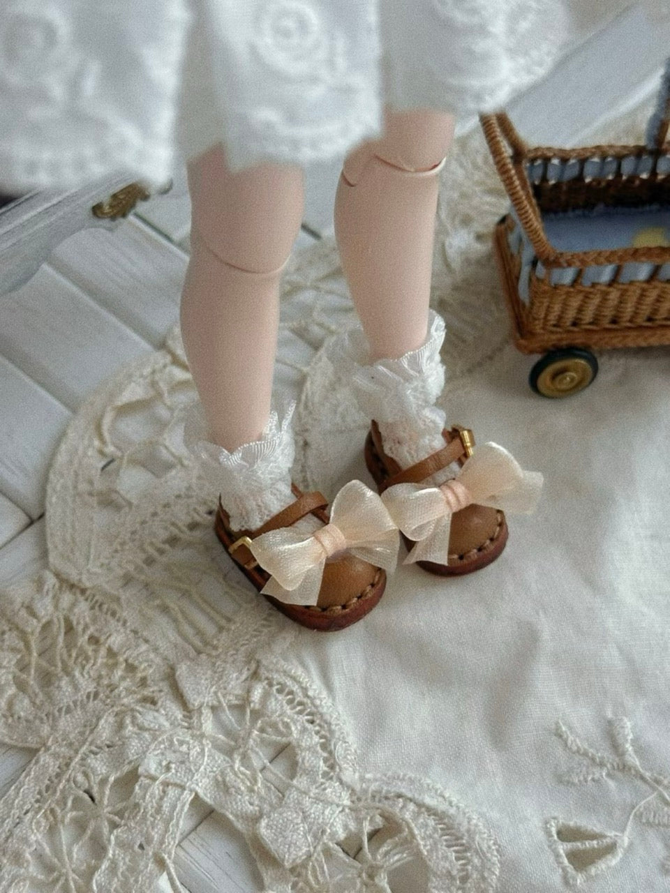 Bow Vintage Blythe Mary Janes - Handmade Doll Shoes - ToastDoll