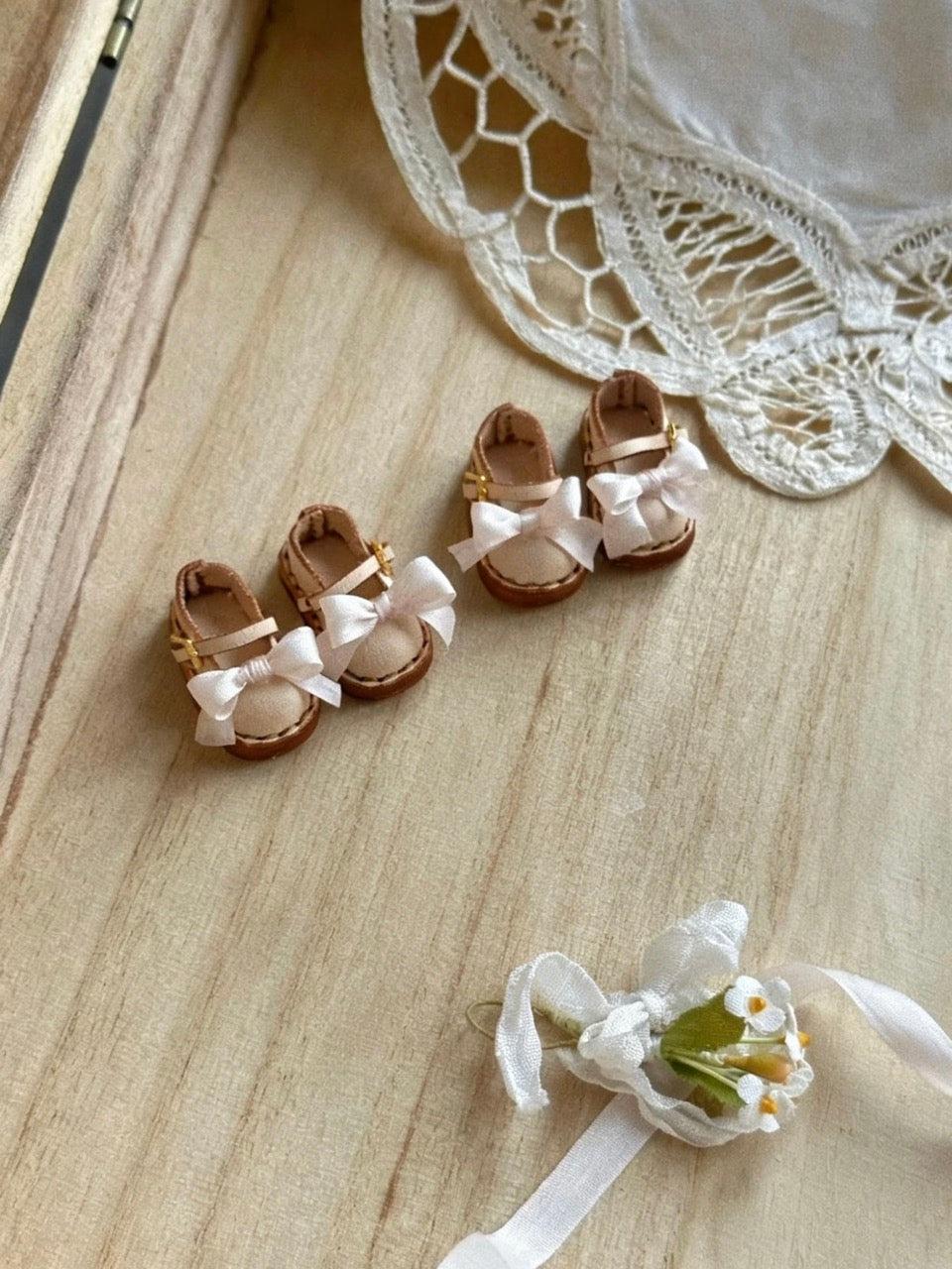 Bow Vintage Blythe Mary Janes - Handmade Doll Shoes - ToastDoll