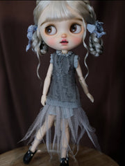 Grey Distressed Gauze Blythe Outfit On Doll Display | ToastDoll