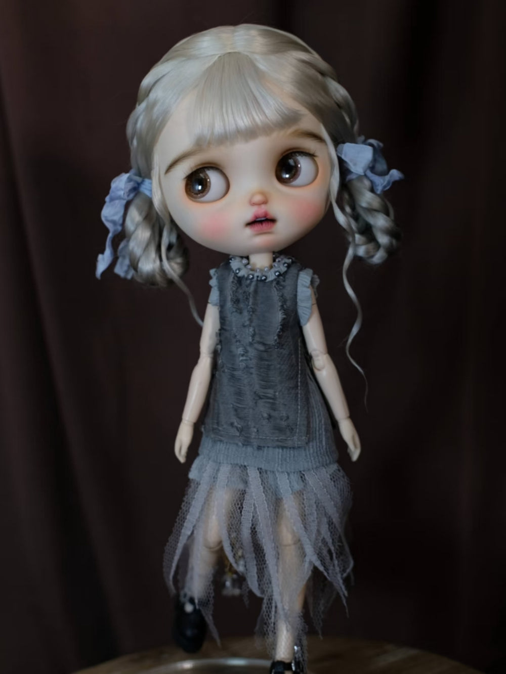 Grey Distressed Gauze Blythe Outfit | ToastDoll
