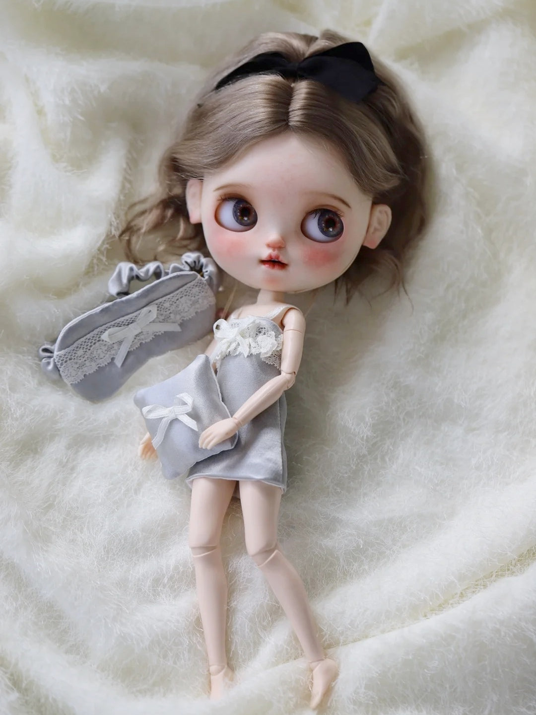 Elegant Grey Silk Lace Blythe Chemise On Doll Display | ToastDoll