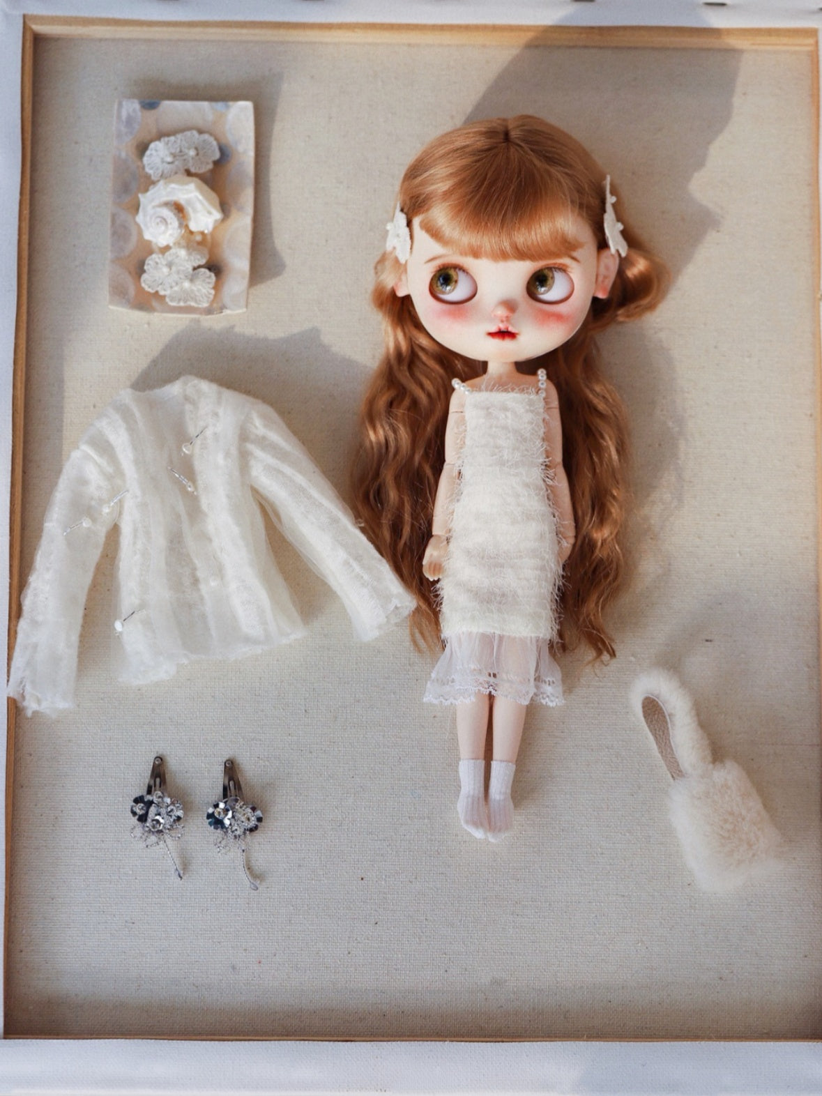 Soft Fluffy Ruffle Blythe Outfit Front View | ToastDoll