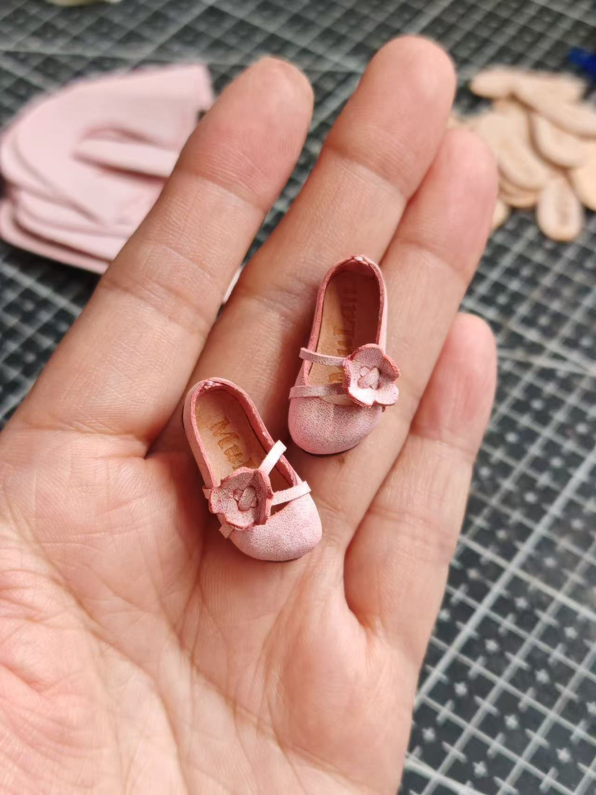 Flower Leather Blythe Flats - Handmade Doll Shoes - ToastDoll