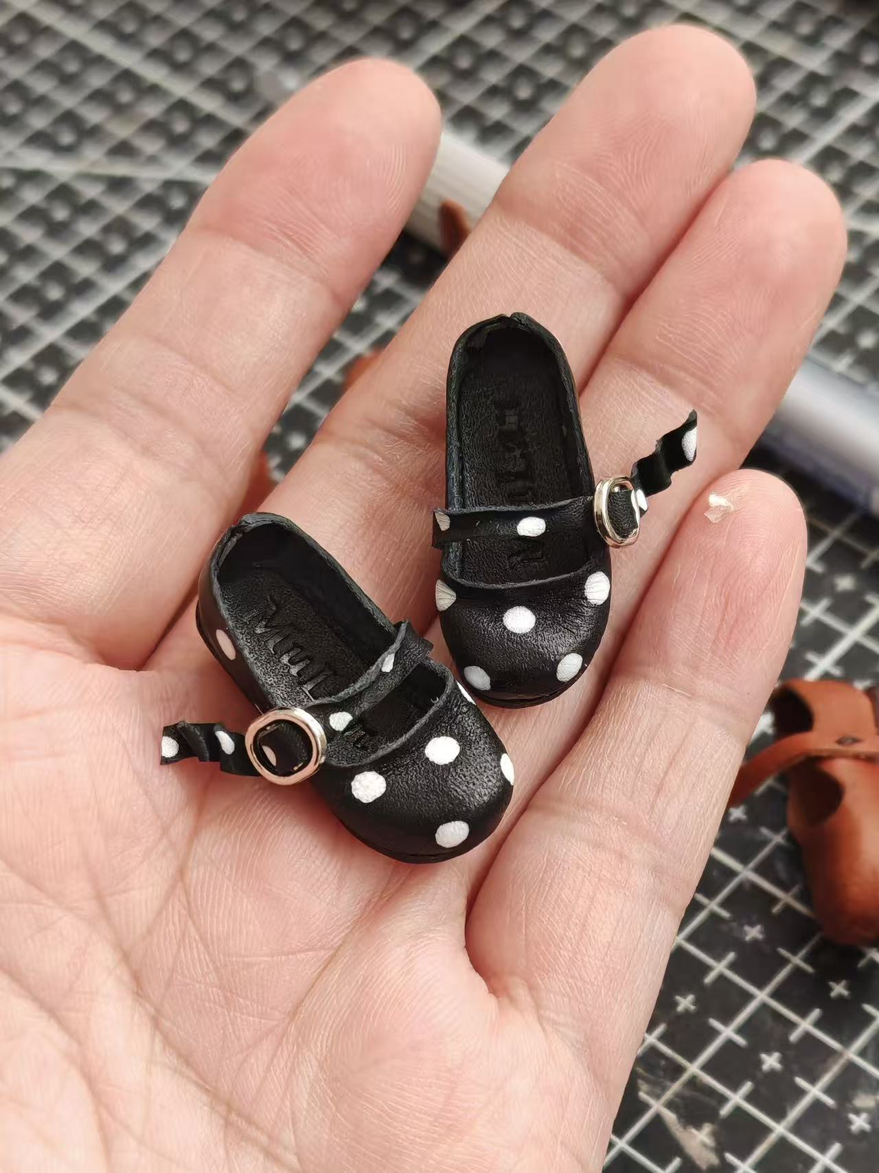 Round Toe T Strap Blythe Flats - Handmade Doll Shoes - ToastDoll