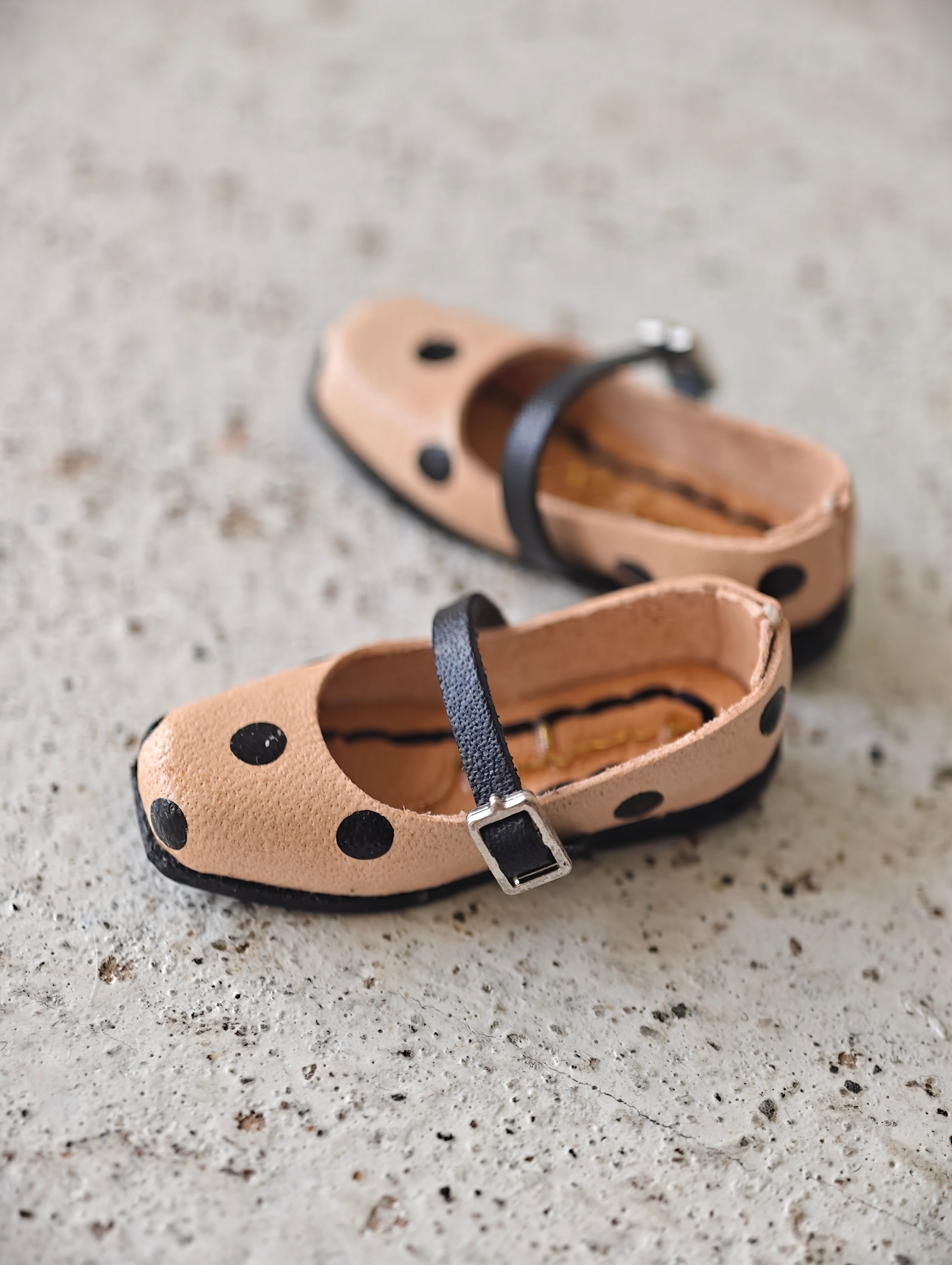 [IN STOCK] Cute Leather Blythe Flats - Handmade Doll Shoes - ToastDoll