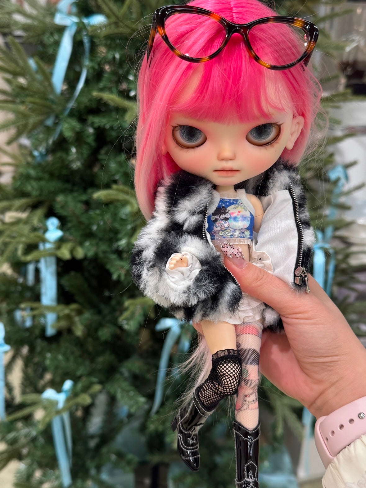 OOAK Custom Blythe Doll For Commission, Sweet Cool Girl
