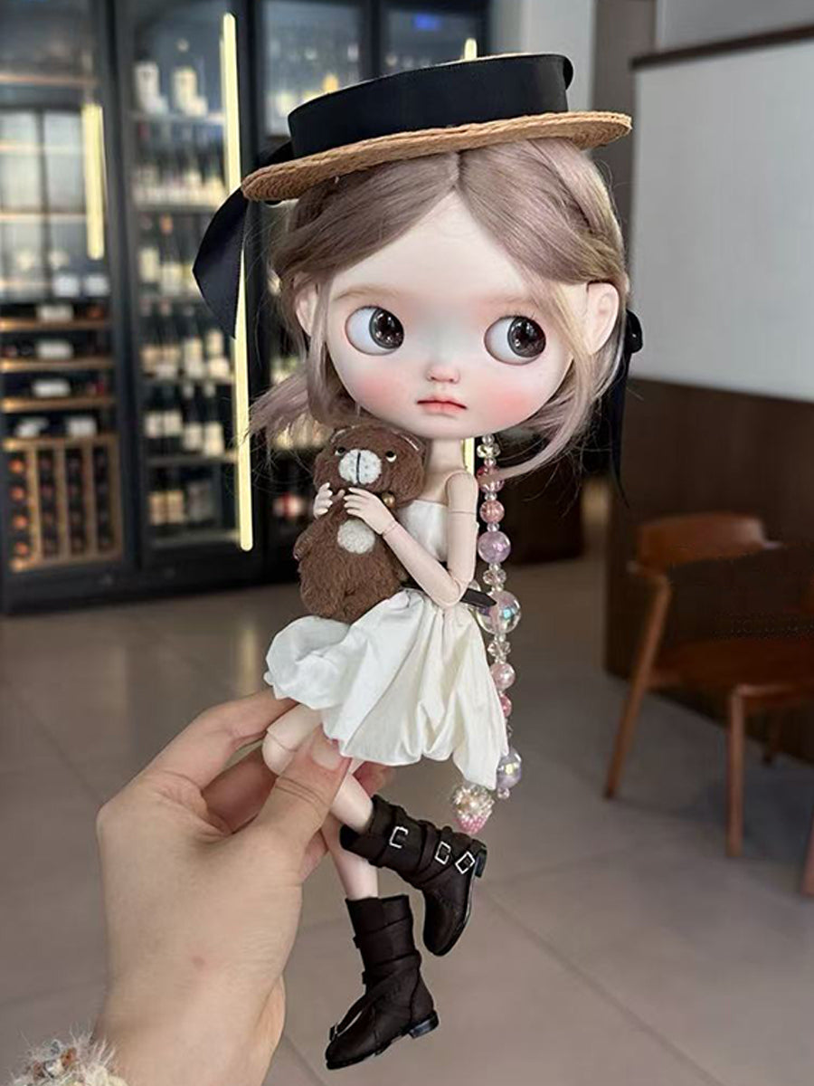 Sophie Custom Blythe OOAK Full Body View | ToastDoll