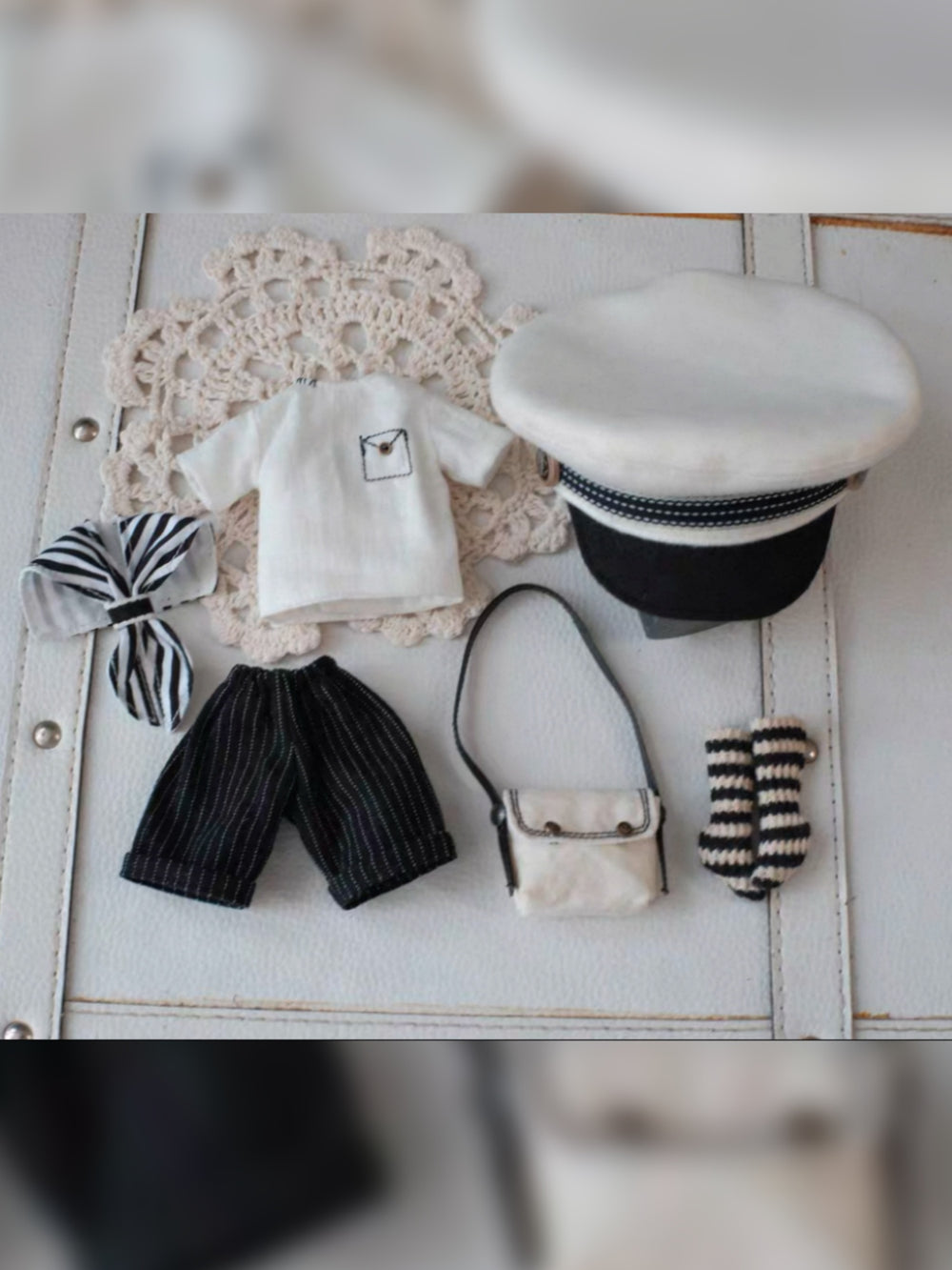 Navy Sailor Blythe White Outfit Detail | ToastDoll