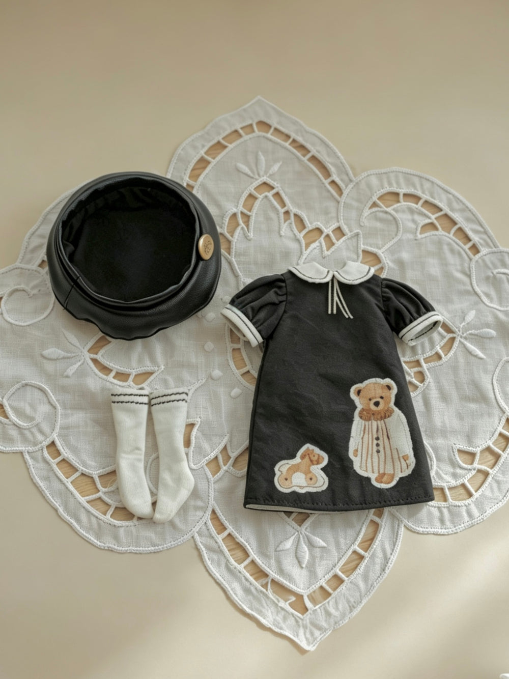 Black Bear Blythe 1/6 BJD Set Flat Lay | ToastDoll