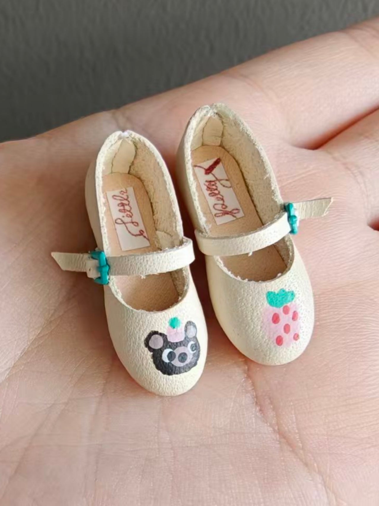 Hand-painted Leather Blythe Mary Jane - Handmade Doll Shoes - ToastDoll