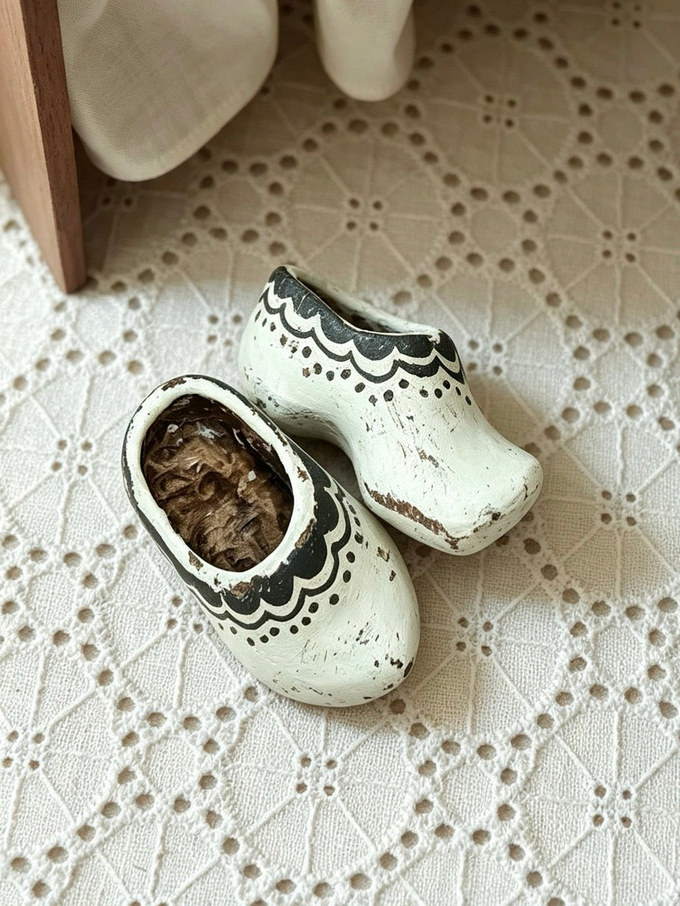 White Wooden Klomp Blythe Shoes | ToastDoll