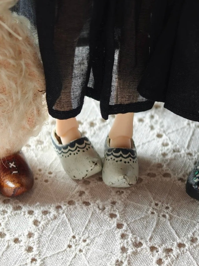 Wooden Klomp Blythe Shoes - Handmade Doll Shoes - ToastDoll