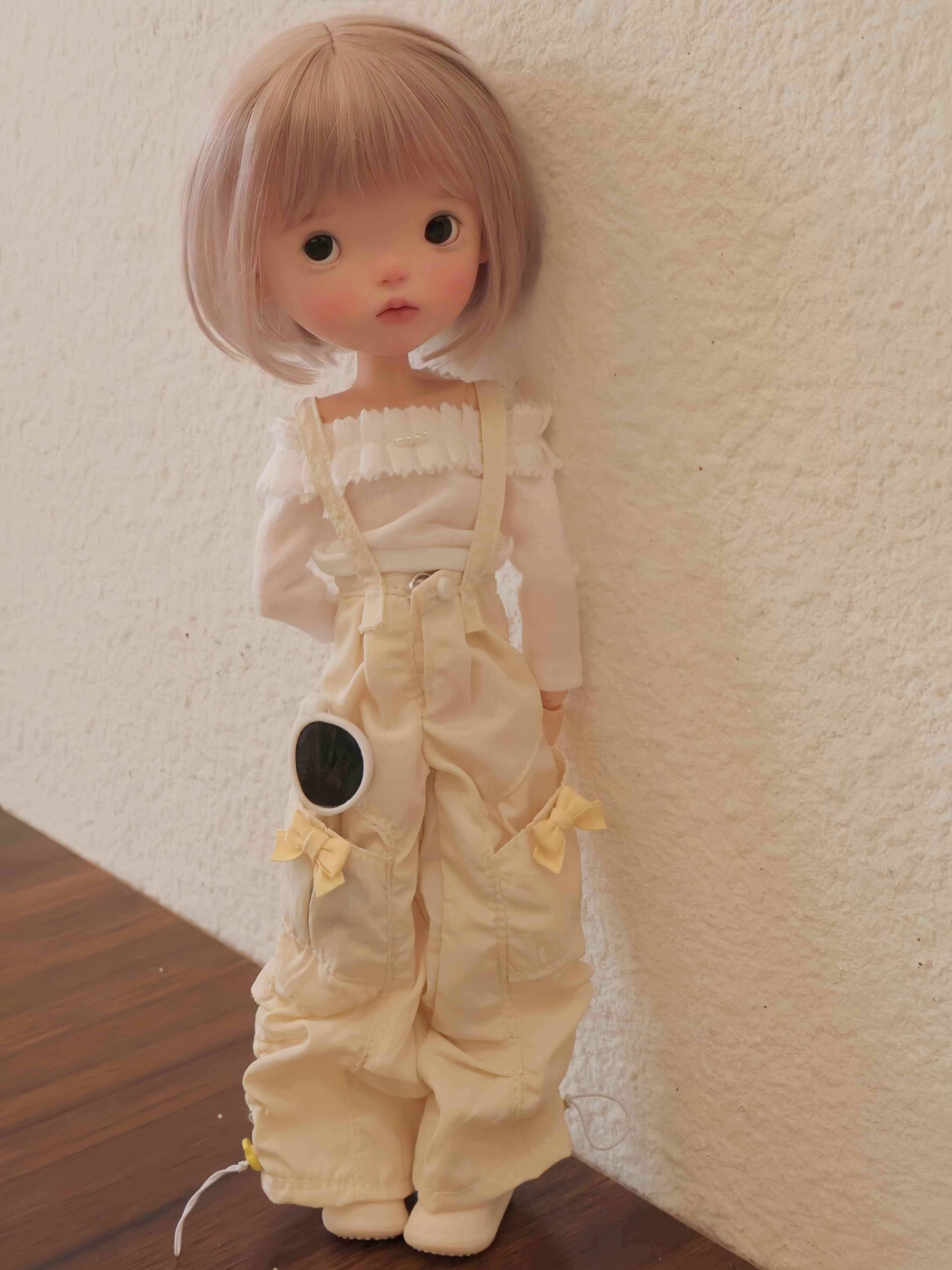 Off-Shoulder Pastel Blythe BJD Outfit Standing Pose | ToastDoll