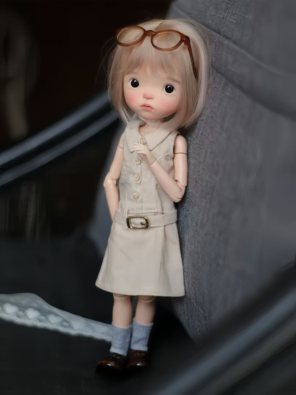 Preppy Belted Shirt Blythe BJD Dress Full Body View | ToastDoll